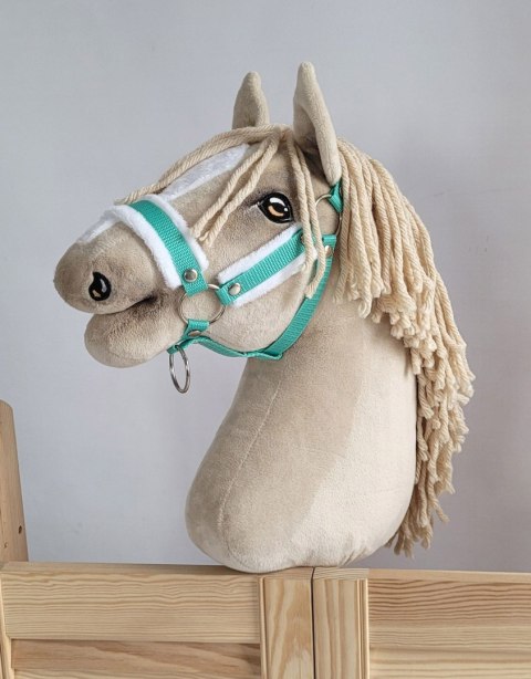 Kantar regulowany dla konia Hobby Horse A3 miętowy białym futerkiem Kantar regulowany dla konia Hobby Horse A3 miętowy białym futerkiem