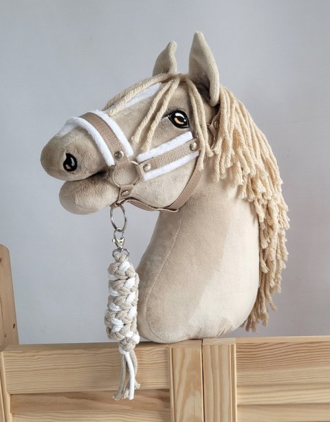 Uwiąz dla Hobby Horse ze sznurka - biało-beżowy Uwiąz dla Hobby Horse ze sznurka - biało-beżowy