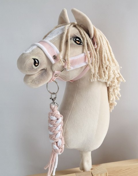 Uwiąz dla Hobby Horse ze sznurka - biało-pudrowy róż Uwiąz dla Hobby Horse ze sznurka - biało-pudrowy róż