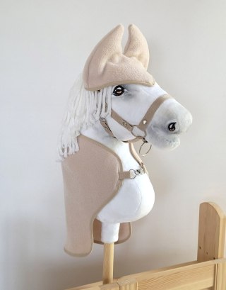 Polarowa derka i nauszniki dla konia Hobby Horse A4, beżowy