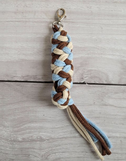 Uwiąz dla Hobby Horse ze sznurka - błękit/ jasny beż/ brąz Uwiąz dla Hobby Horse ze sznurka - błękit/ jasny beż/ brąz
