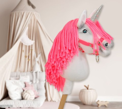 Hobby Horse Jednorożec na kiju mały biały, grzywa neon róż i srebrny róg Hobby Horse Jednorożec na kiju mały biały, grzywa neon róż i srebrny róg