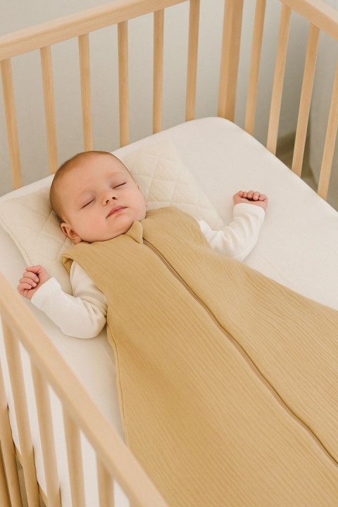 Muślinowy śpiworek dla dzieci zaokrąglony BABY 6-12 mcy TOG 1.0 - camel Muślinowy śpiworek dla dzieci zaokrąglony BABY 6-12 mcy TOG 1.0 - camel