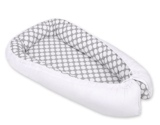 Dwustronny kokon niemowlęcy otulacz – Gniazdko dla niemowląt z certyfikatem Oeko-Tex - kółeczka szare/biały